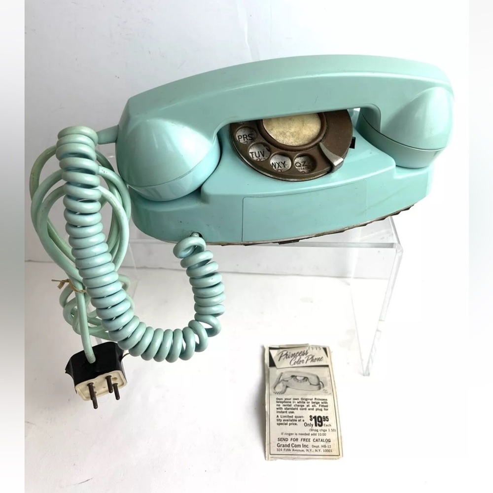Vtg Rotary Dial Telephone Desk Phone Stromberg Carlson TEAL Princess Color READ